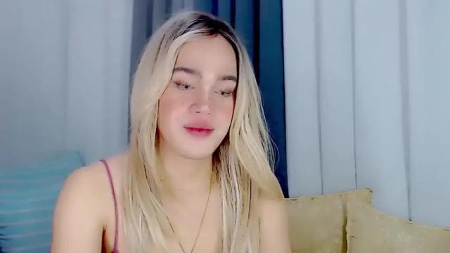 Image 2 of arianne_xoxo777 Stream on Chaturbate on 14 months ago