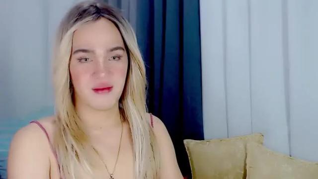 Image 8 of arianne_xoxo777 Stream on Chaturbate on 14 months ago