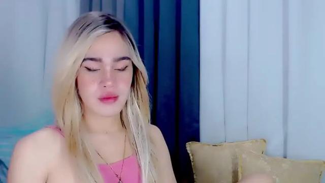 Image 11 of arianne_xoxo777 Stream on Chaturbate on 14 months ago