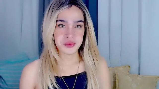 Image 3 of arianne_xoxo777 Stream on Chaturbate on 14 months ago