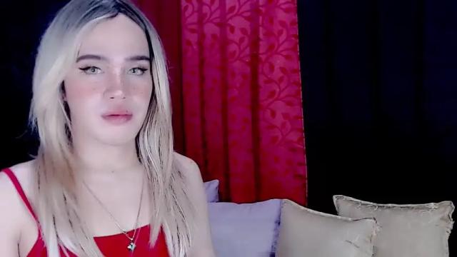 Image 3 of arianne_xoxo777 Stream on Chaturbate on 12 months ago