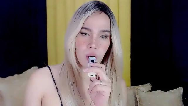 Image 12 of arianne_xoxo777 Stream on Chaturbate on 12 months ago