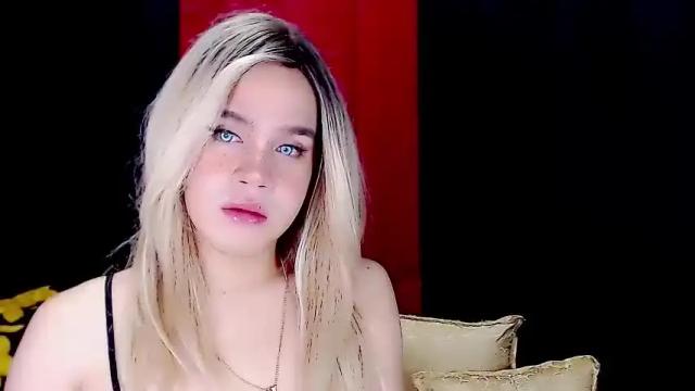 Image 7 of arianne_xoxo777 Stream on Chaturbate on 14 days ago