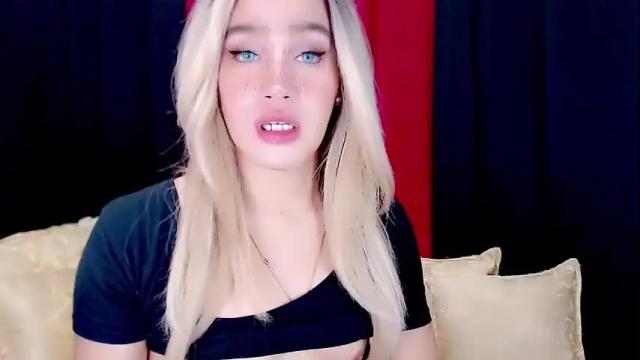 Image 8 of arianne_xoxo777 Stream on Chaturbate on 2 days ago