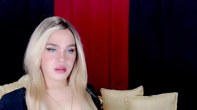 Image 8 of arianne_xoxo777 Stream on Chaturbate on 1 month ago