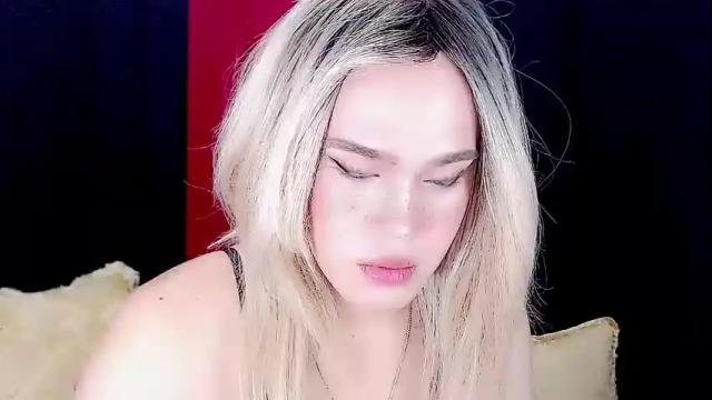 Image 7 of arianne_xoxo777 Stream on Chaturbate on 1 month ago