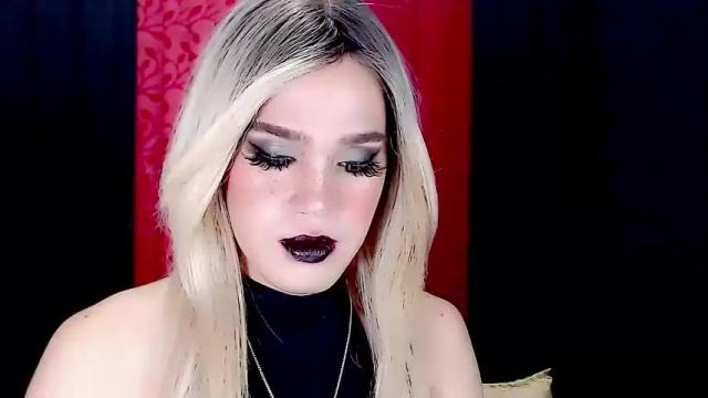Image 4 of arianne_xoxo777 Stream on Chaturbate on 1 month ago