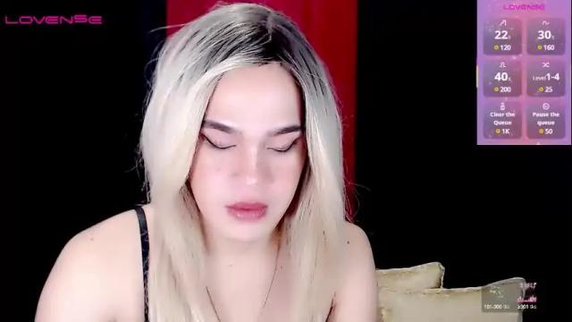 Image 4 of arianne_xoxo777 Stream on Chaturbate on 26 days ago