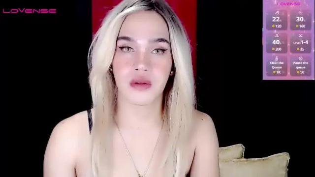 Image 7 of arianne_xoxo777 Stream on Chaturbate on 26 days ago