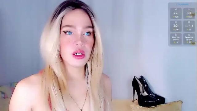 Image 6 of arianne_xoxo777 Stream on Chaturbate on 9 days ago
