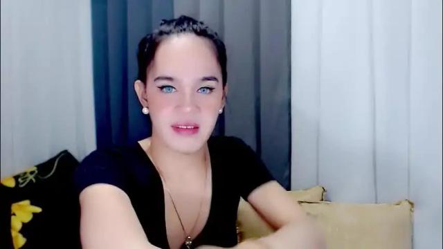 Image 3 of arianne_xoxo777 Stream on Chaturbate on 2 months ago