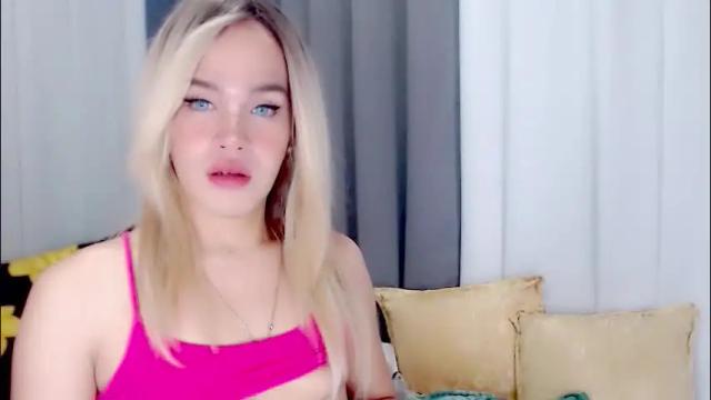 Image 4 of arianne_xoxo777 Stream on Chaturbate on 2 months ago
