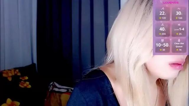 Thumbnail 2, arianne_xoxo777's Stream at Chaturbate, 1 month ago