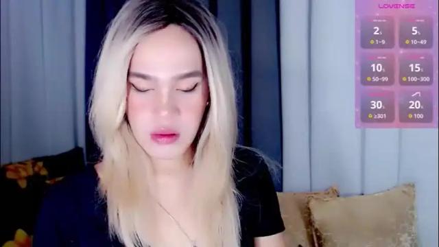 Thumbnail 3, arianne_xoxo777's Stream at Chaturbate, 1 month ago