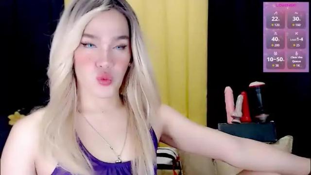 Image 4 of arianne_xoxo777 Stream on Chaturbate on 1 month ago