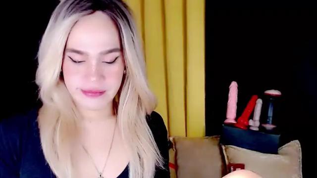 Image 3 of arianne_xoxo777 Stream on Chaturbate on 1 month ago