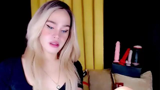 Image 4 of arianne_xoxo777 Stream on Chaturbate on 1 month ago