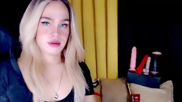 Image 6 of arianne_xoxo777 Stream on Chaturbate on 1 month ago