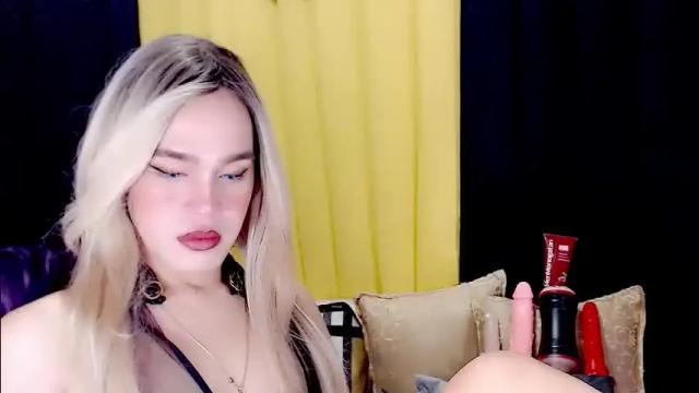 Image 6 of arianne_xoxo777 Stream on Chaturbate on 1 month ago