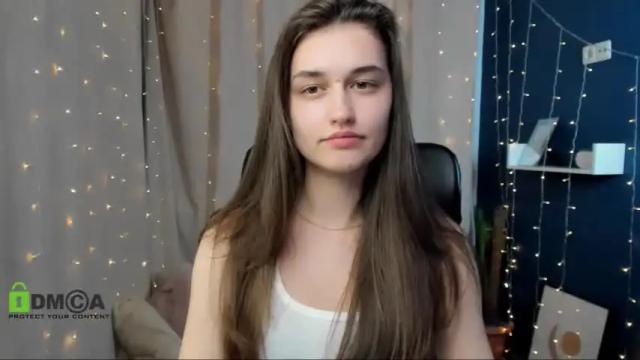 Image 12 of ariel_honey1 Stream on Chaturbate on 20 months ago