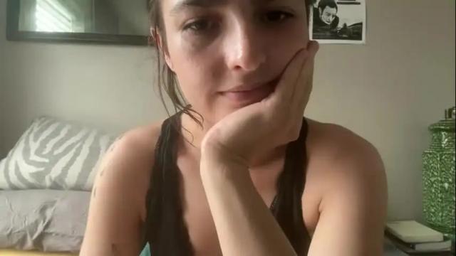 Image 10 of ariel_lena Stream on Chaturbate on 12 days ago