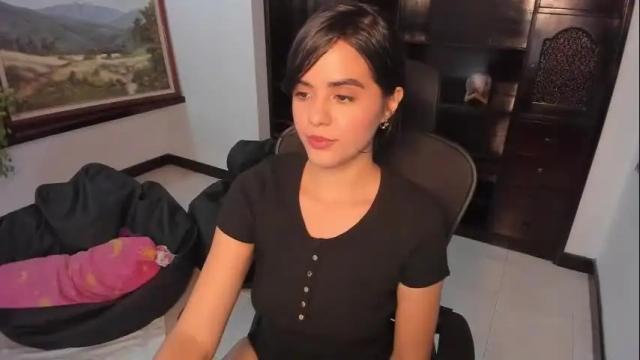 Image 7 of ariel_pinkdiamond Stream on Chaturbate on 29 days ago