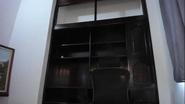 Image 8 of ariel_pinkdiamond Stream on Chaturbate on 4 days ago