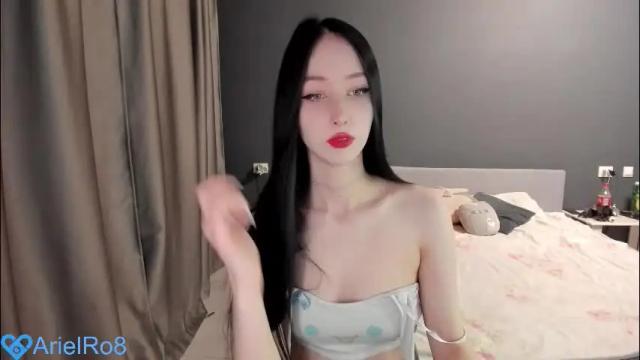 Image 4 of ariel_rouse Stream on Chaturbate on 2 months ago