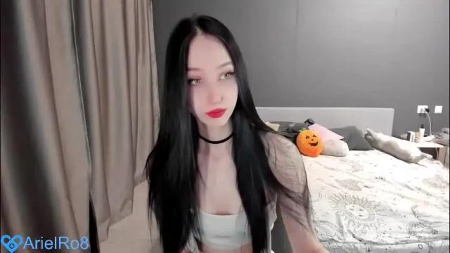 Image 3 of ariel_rouse Stream on Chaturbate on 1 month ago