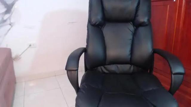 Image 6 of ariel_sexy_girl Stream on Chaturbate on 17 months ago