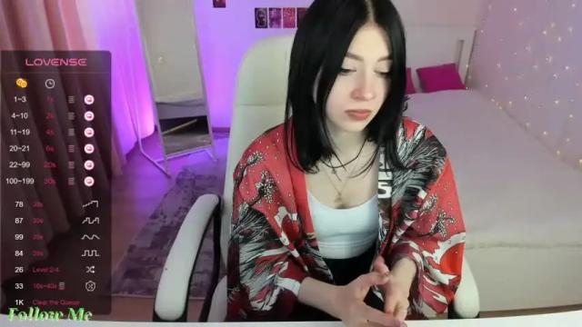 Image 2 of arielabradberry Stream on Chaturbate on 13 months ago