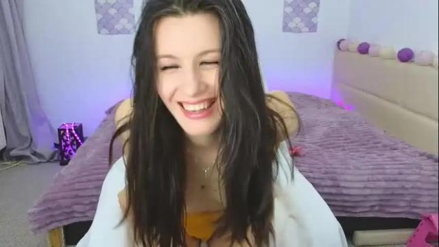 Image 12 of arieldiamond Stream on Chaturbate on 7 months ago
