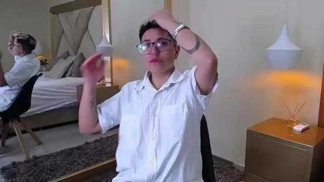 Image 2 of arielfontan Stream on Chaturbate on 17 months ago