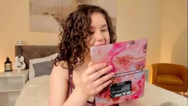 Image 12 of ariella_sol Stream on Chaturbate on 1 month ago