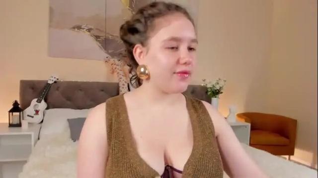 Image 11 of ariella_sol Stream on Chaturbate on 1 month ago