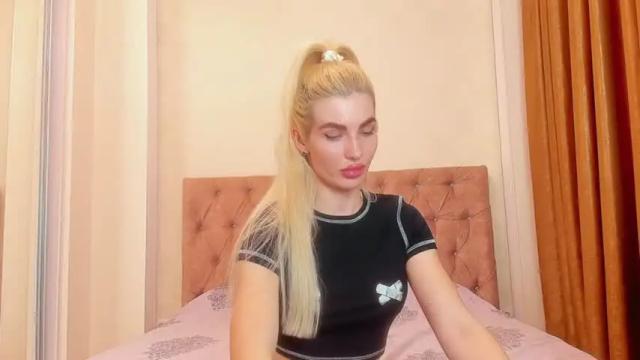 Image 2 of ariellablonde Stream on Chaturbate on 13 months ago