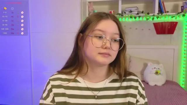 Image 3 of ariellass Stream on Chaturbate on 20 months ago