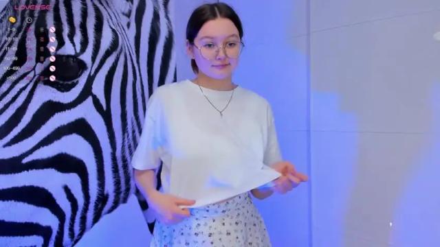 Image 12 of ariellass Stream on Chaturbate on 20 months ago