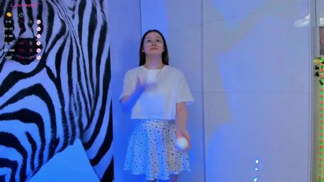 Image 3 of ariellass Stream on Chaturbate on 20 months ago