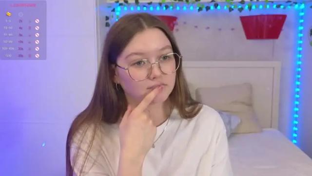 Image 3 of ariellass Stream on Chaturbate on 19 months ago