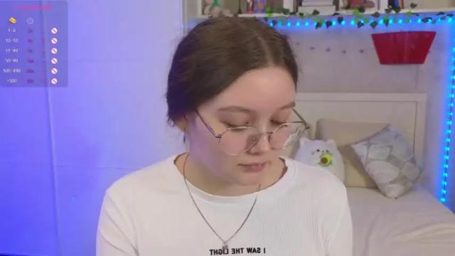 Image 11 of ariellass Stream on Chaturbate on 19 months ago