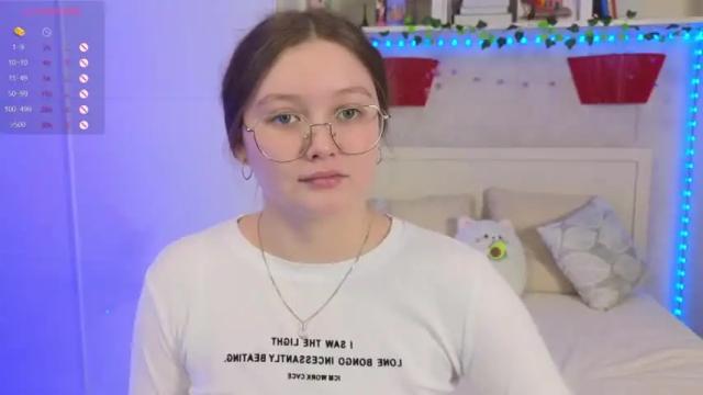 Image 2 of ariellass Stream on Chaturbate on 19 months ago