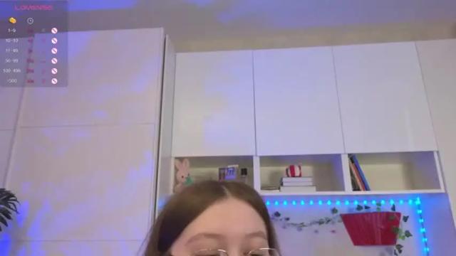 Image 11 of ariellass Stream on Chaturbate on 19 months ago