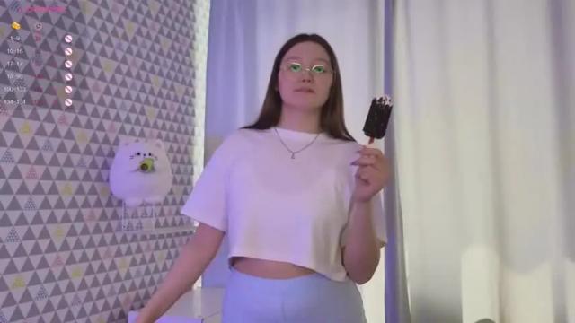 Image 3 of ariellass Stream on Chaturbate on 18 months ago