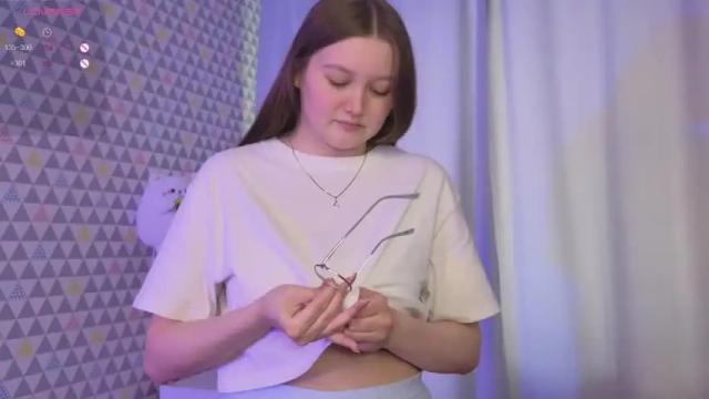 Image 6 of ariellass Stream on Chaturbate on 18 months ago