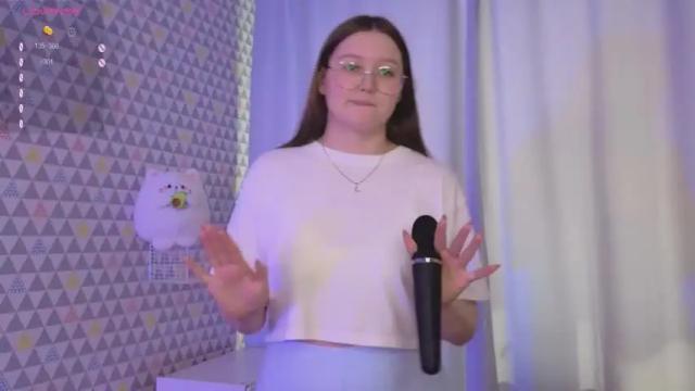 Image 7 of ariellass Stream on Chaturbate on 18 months ago