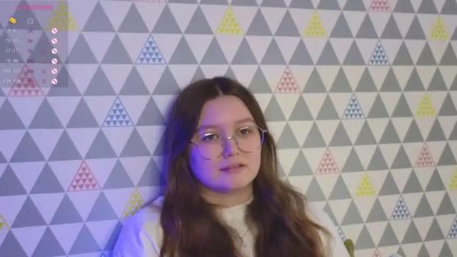 Image 3 of ariellass Stream on Chaturbate on 18 months ago