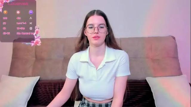 Image 4 of ariellateska Stream on Chaturbate on 18 days ago