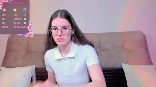 Image 2 of ariellateska Stream on Chaturbate on 9 days ago