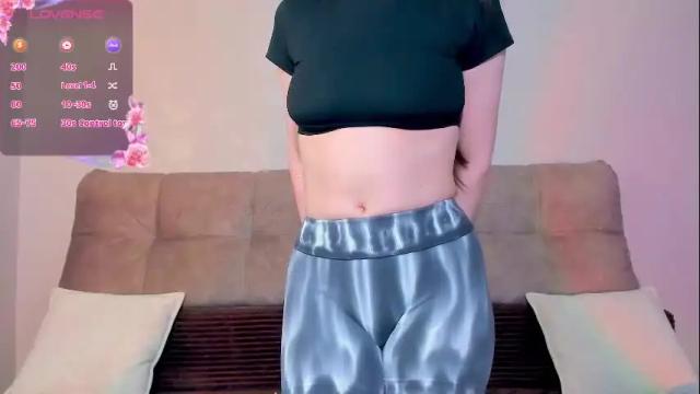 Image 12 of ariellateska Stream on Chaturbate on 2 days ago